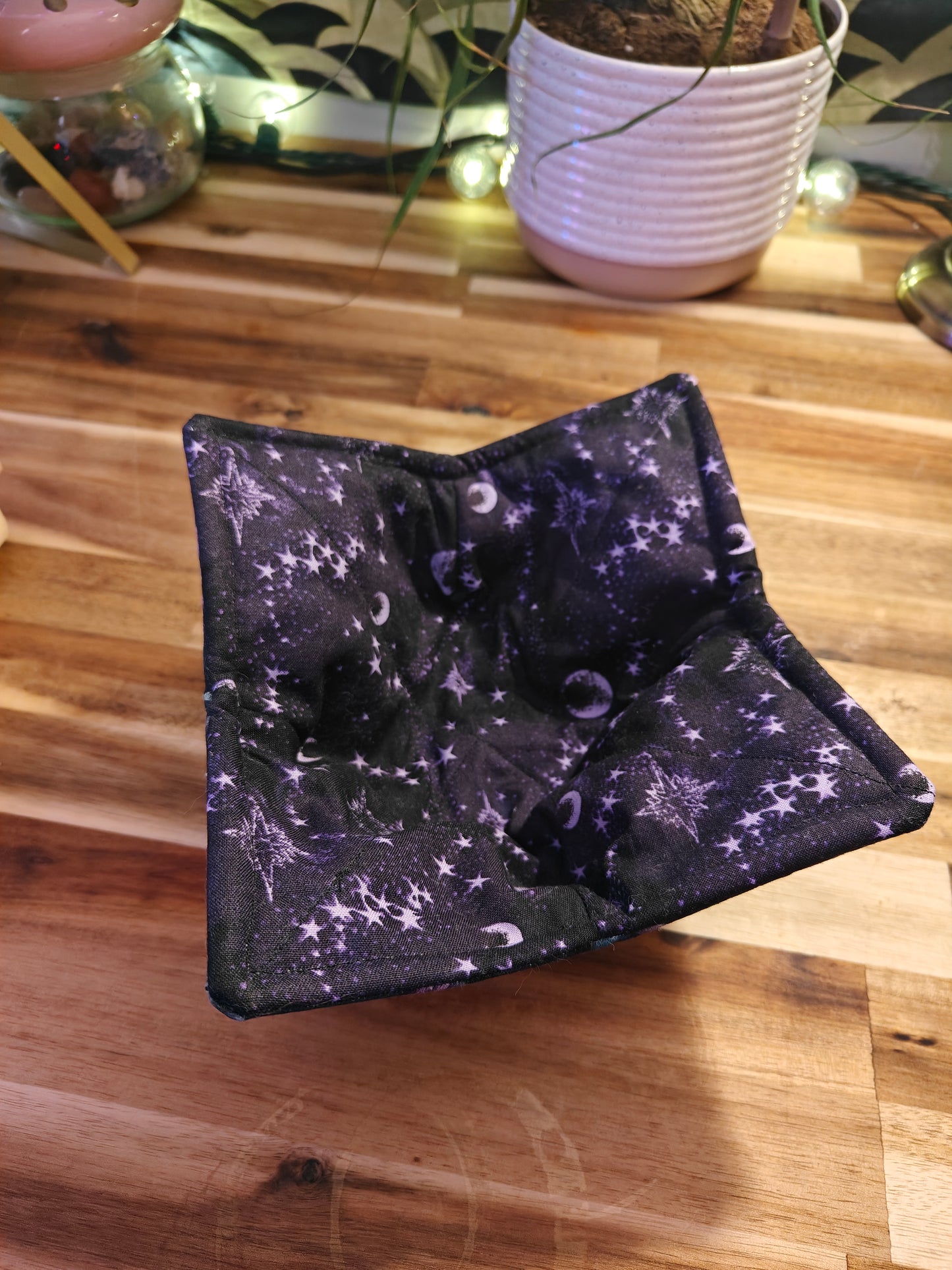 Bowl Cozy: Skulls Edition